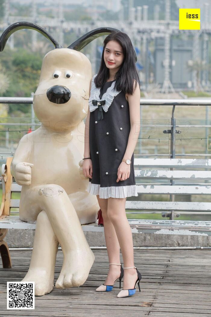 [IESS异思趣向] 姗姗《姗姗的温柔咖啡丝》丝足美腿写真 56th image