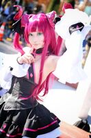 【Image】Cosplayer's nipples become poloted