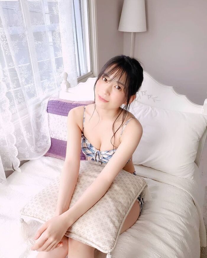 【Image】It's more erotic to have a little gap in the valley. 13th image